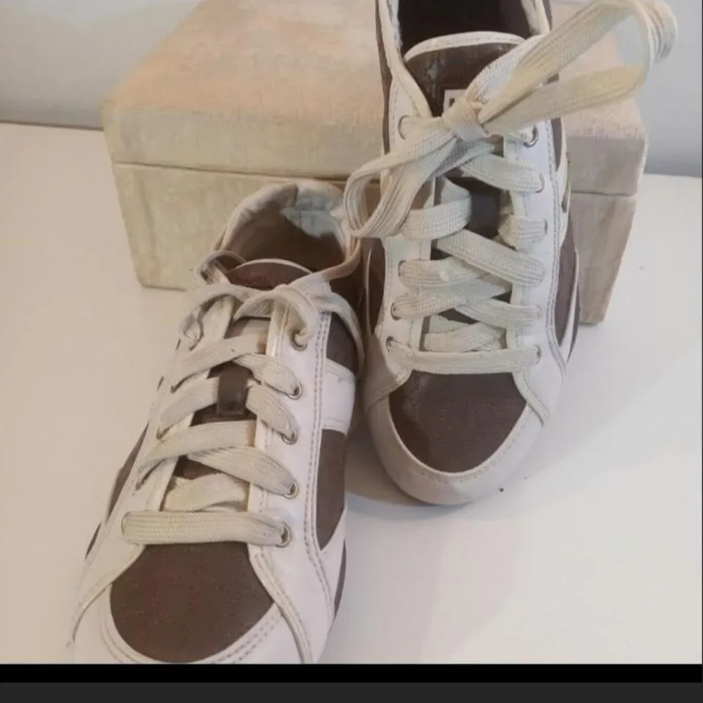 Rare Vintage Halston Brown Tan Retro Leather Sneakers Sz 6.5